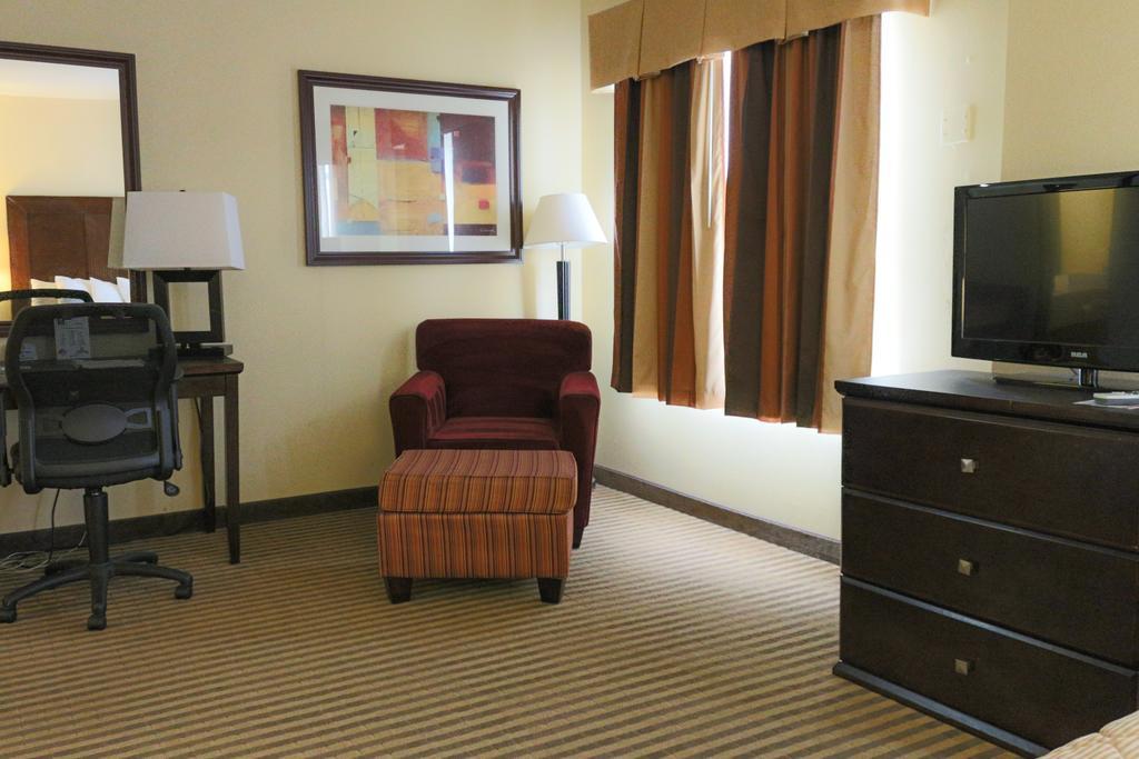 Frontier Hotel Houston Room photo